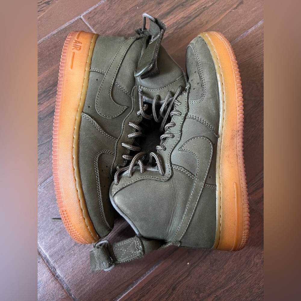 COPY - Nike Air Force 1 High WB GS 'Medium Olive'